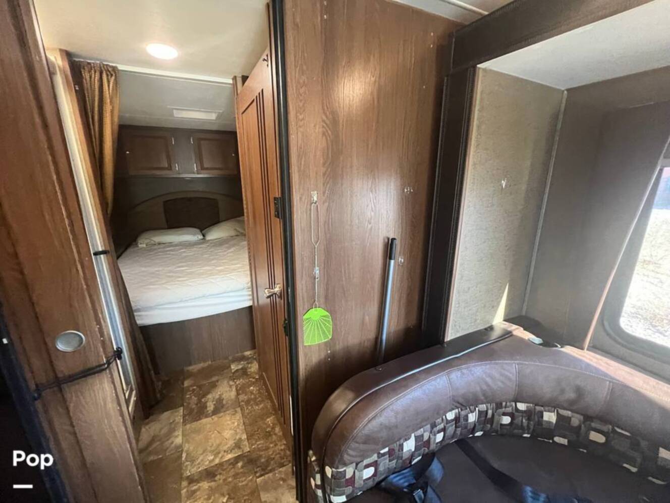 A photo of this 2017 Coachmen Leprechaun 319MB