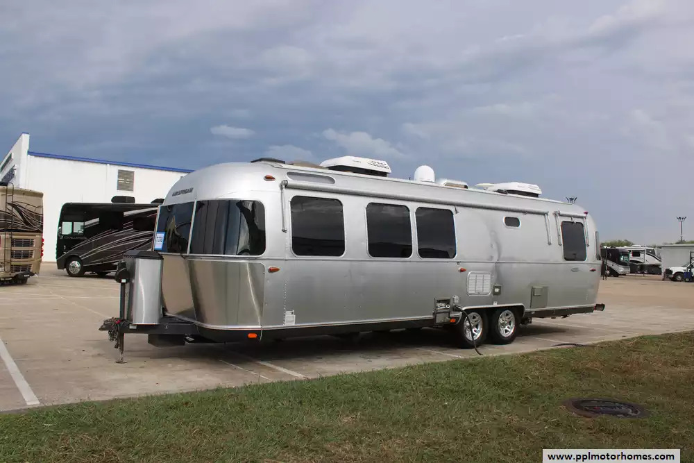 View more photos of this listing
