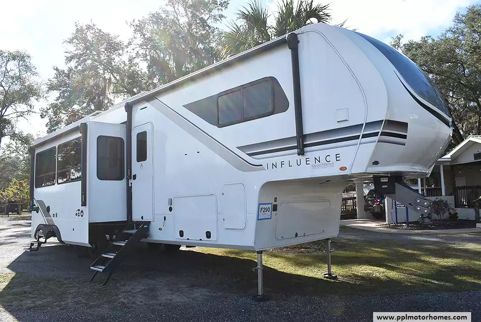 2025 Grand Design Influence 3704BH in summerfield FL