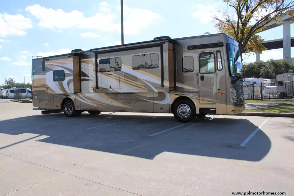 2017 Coachmen SPORTSCOACH 408DB in houston TX