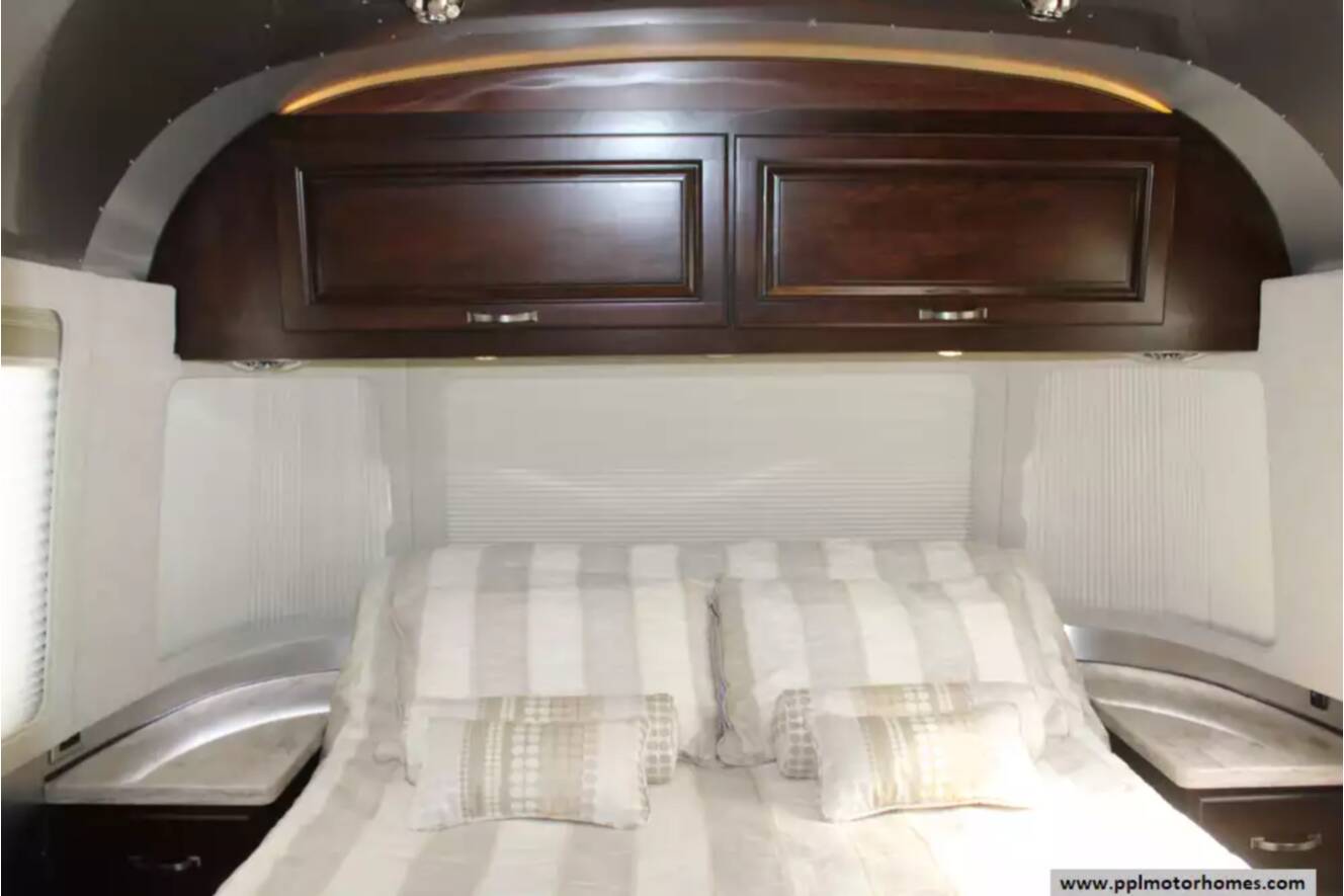 A photo of this 2016 Airstream Airstream Classic 30