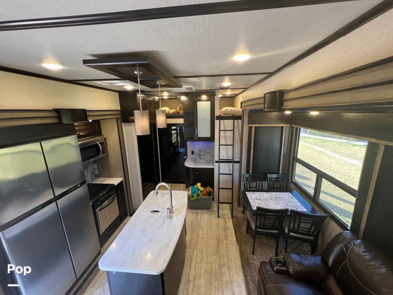 A photo of this 2017 Grand Design Momentum 399th