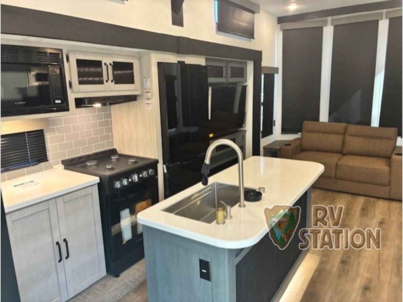 A photo of this 2026 Forest River Rv Puma Vista 402LFT