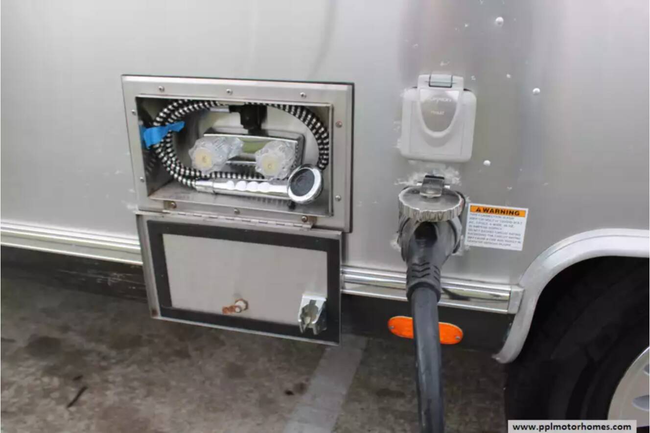 A photo of this 2016 Airstream Airstream Classic 30