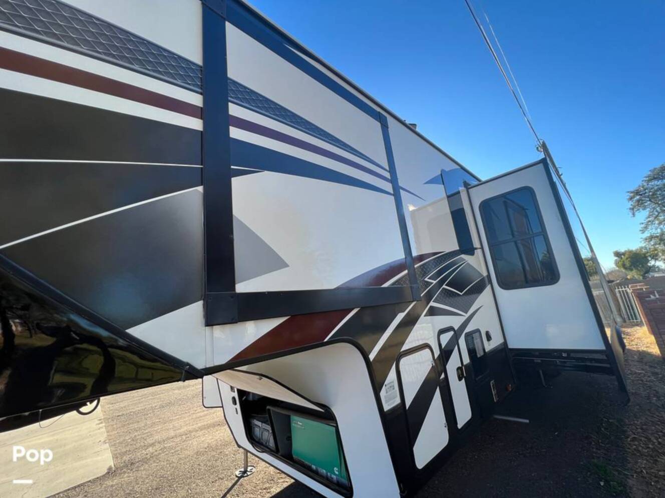 A photo of this 2017 Grand Design Momentum 399th
