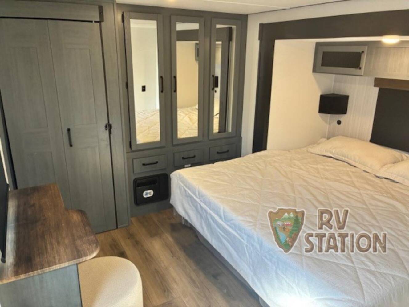 A photo of this 2026 Forest River Rv Puma Vista 402LFT