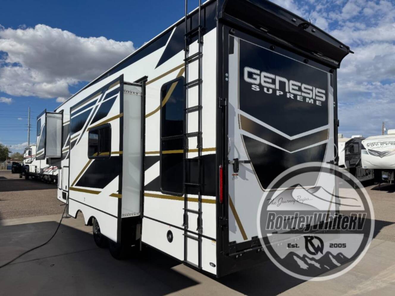A photo of this 2027 Genesis Supreme Genesis Supreme 28 IKS