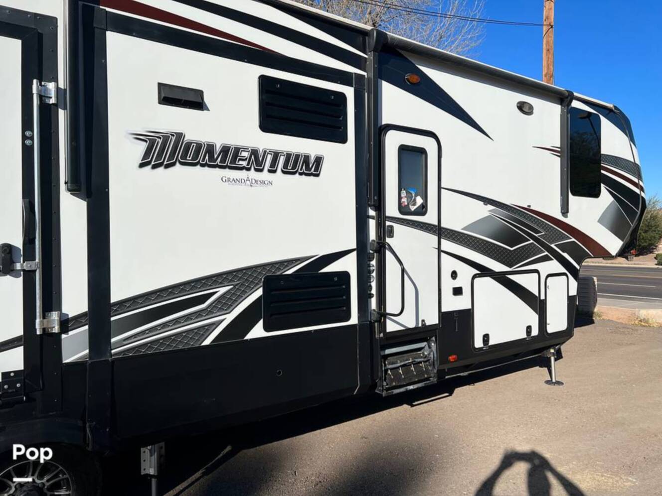 A photo of this 2017 Grand Design Momentum 399th
