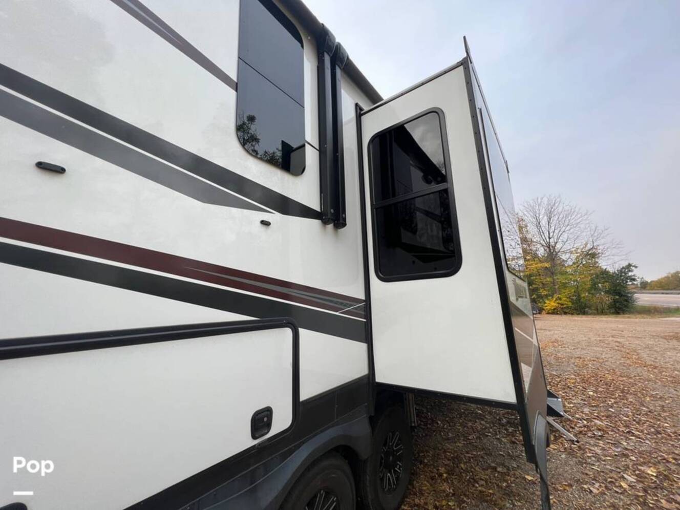 A photo of this 2018 Grand Design Momentum 376TH