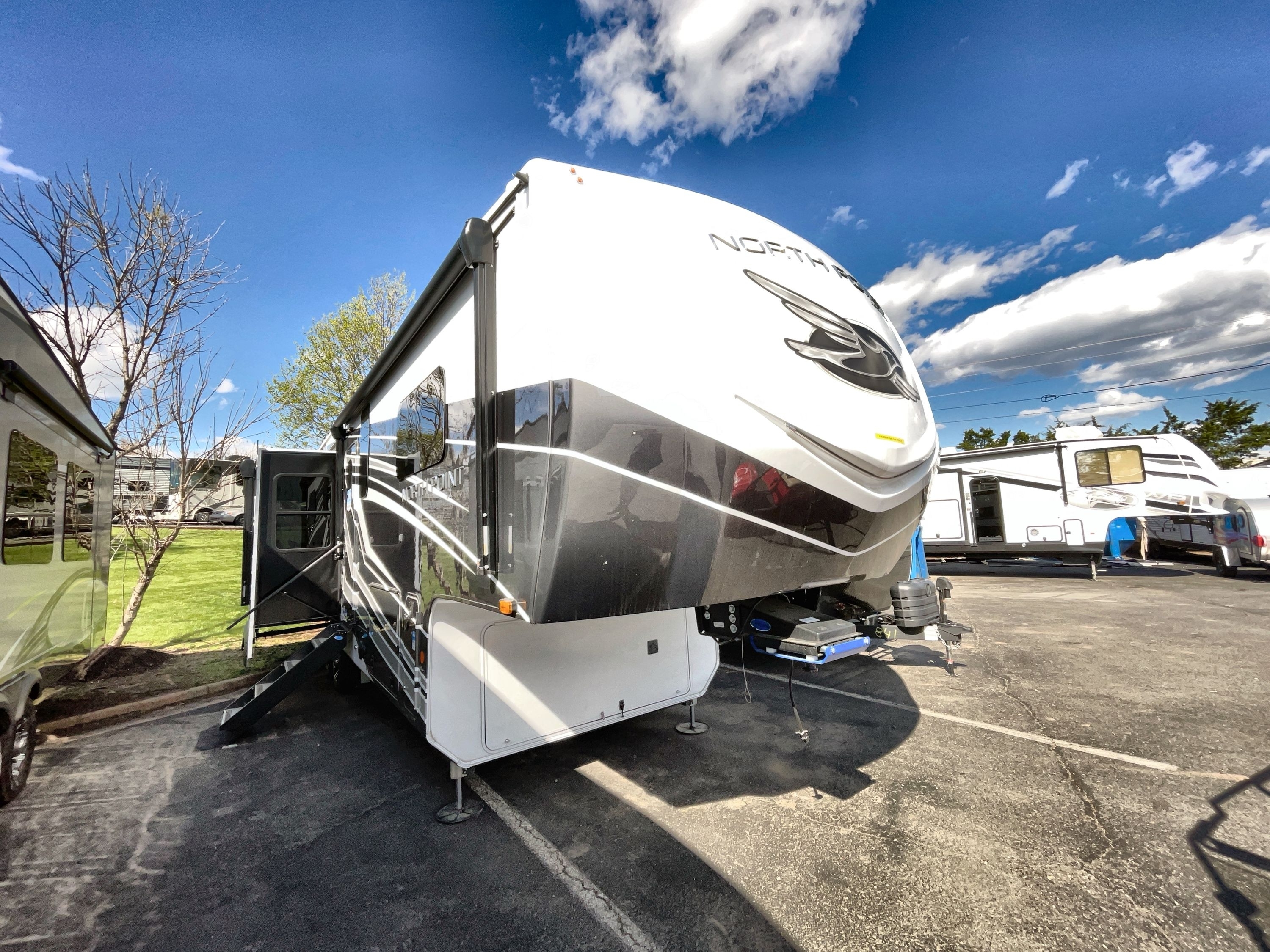 2025 Jayco NORTH POINT 310RLTS in manassas VA