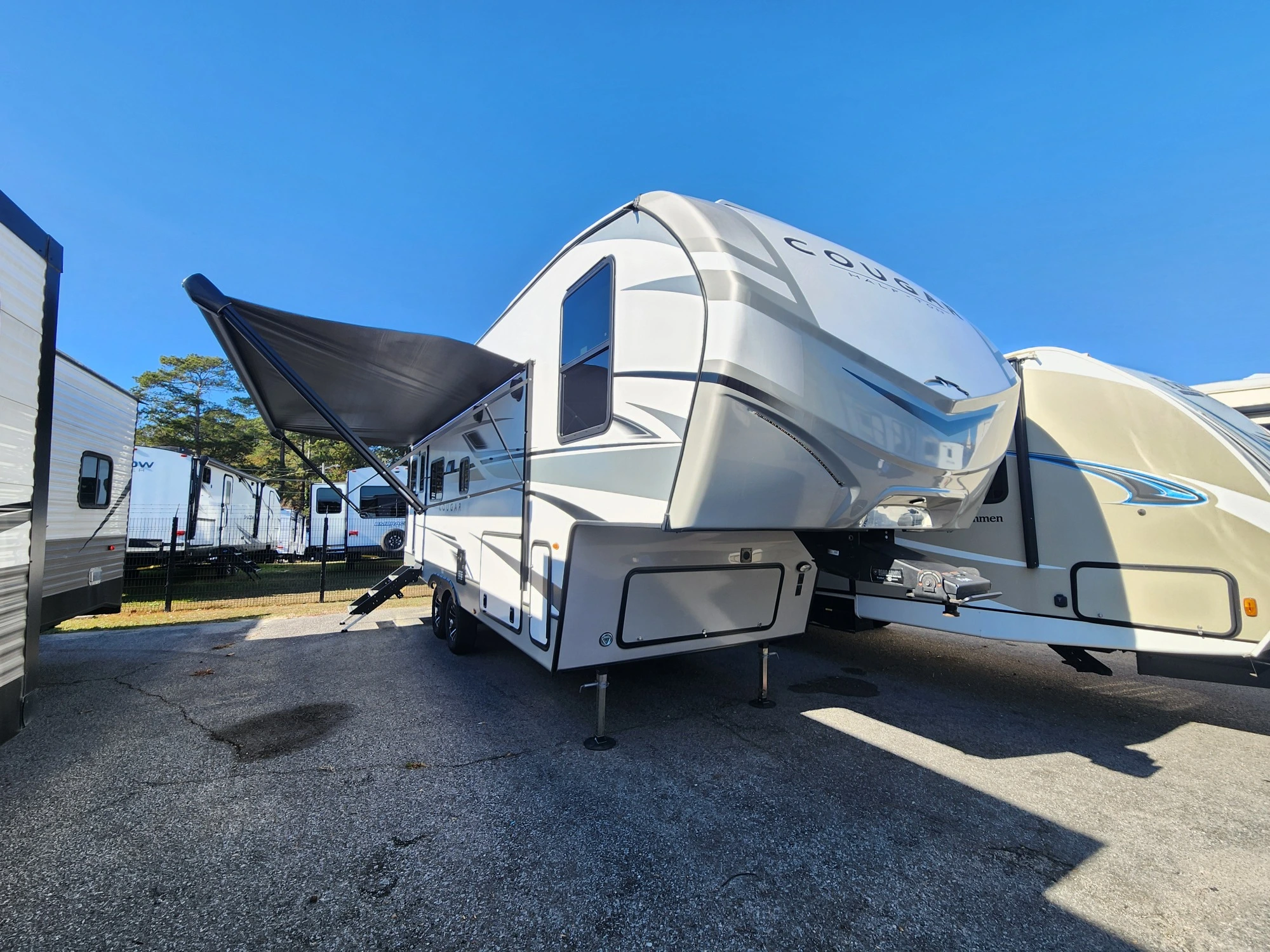 2024 Keystone COUGAR 24RDS RV