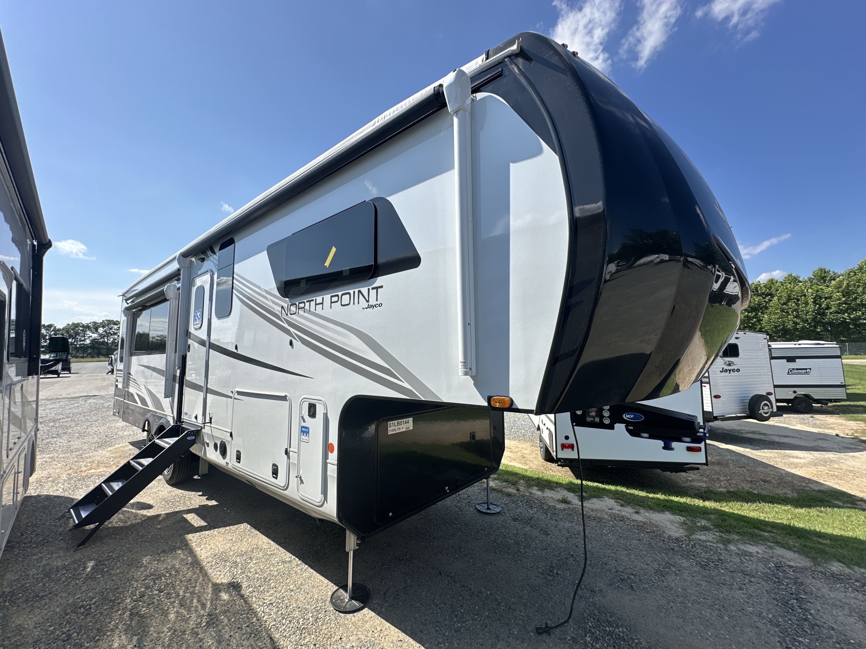 2025 Jayco NORTH POINT 310RLTS in thornburg VA