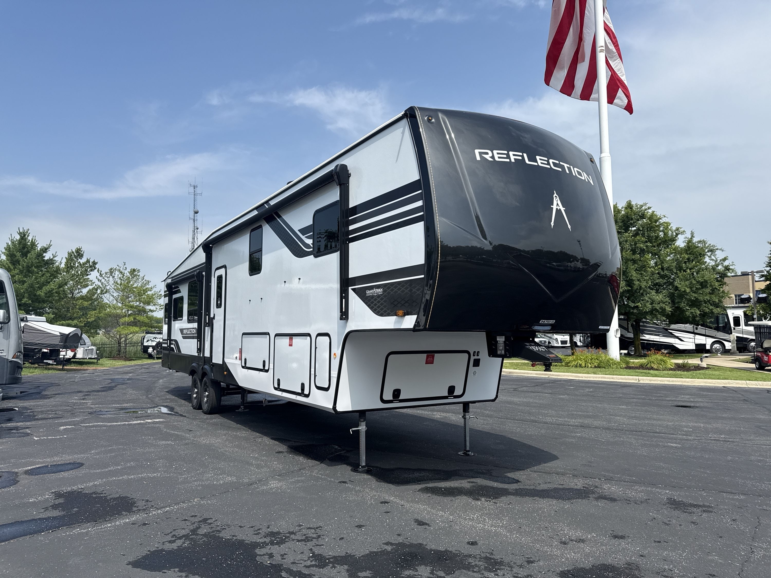 2026 Grand Design REFLECTION 367BHS in sturtevant WI