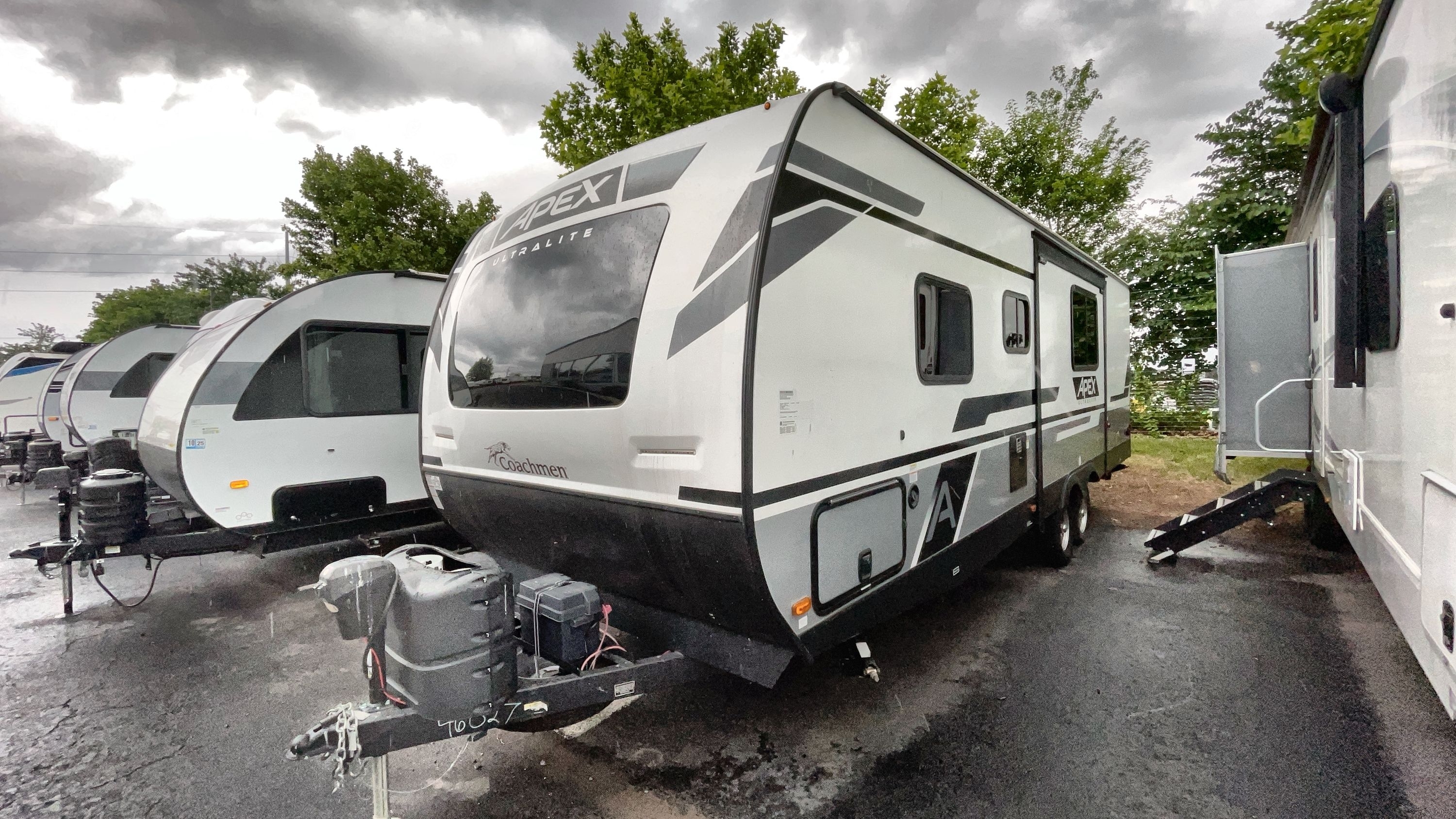 2023 Coachmen APEX ULTRA-LITE 256BHS in manassas VA