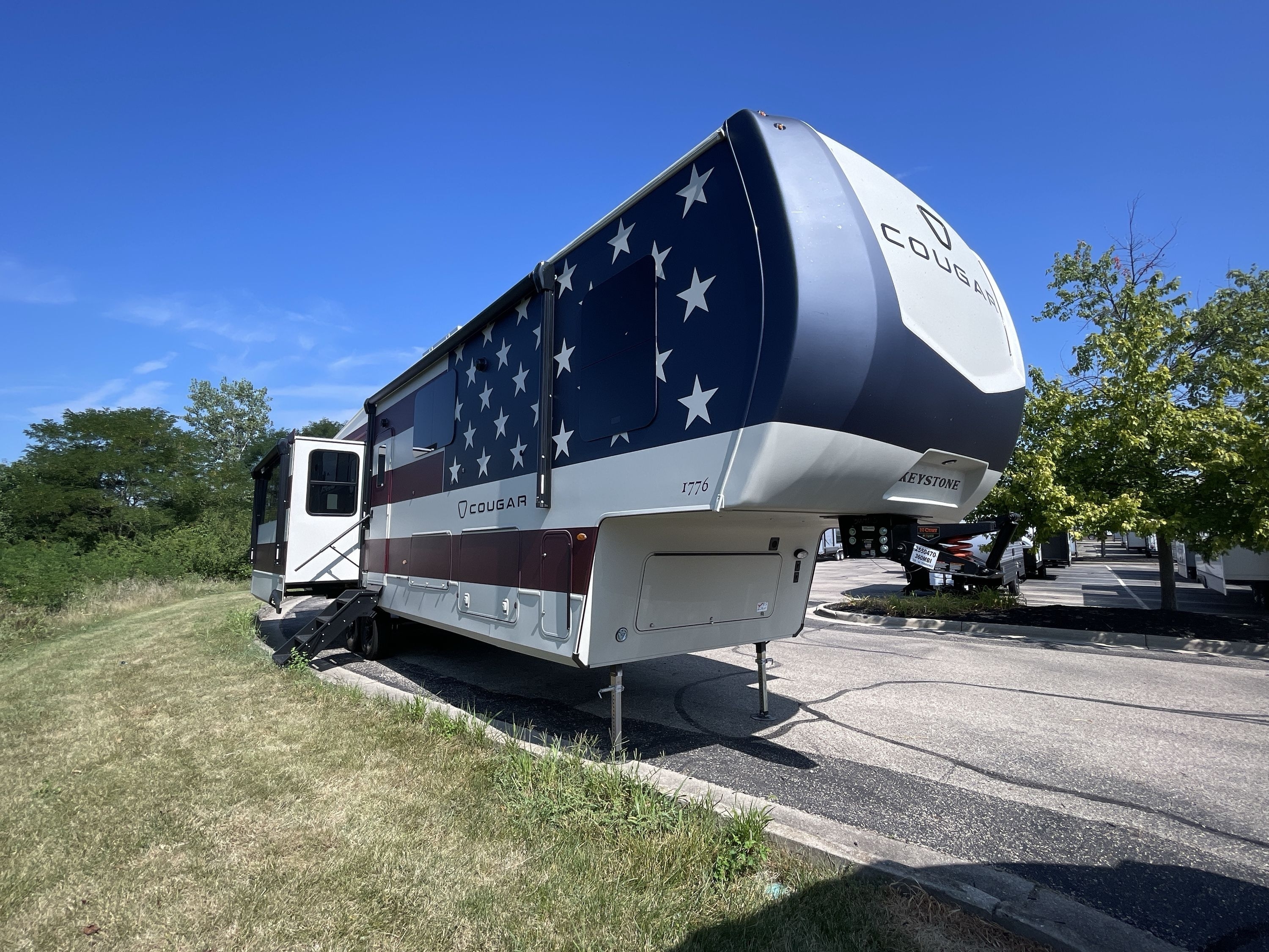 2026 Keystone COUGAR 1776 EDITION 360MBI in huber heights OH