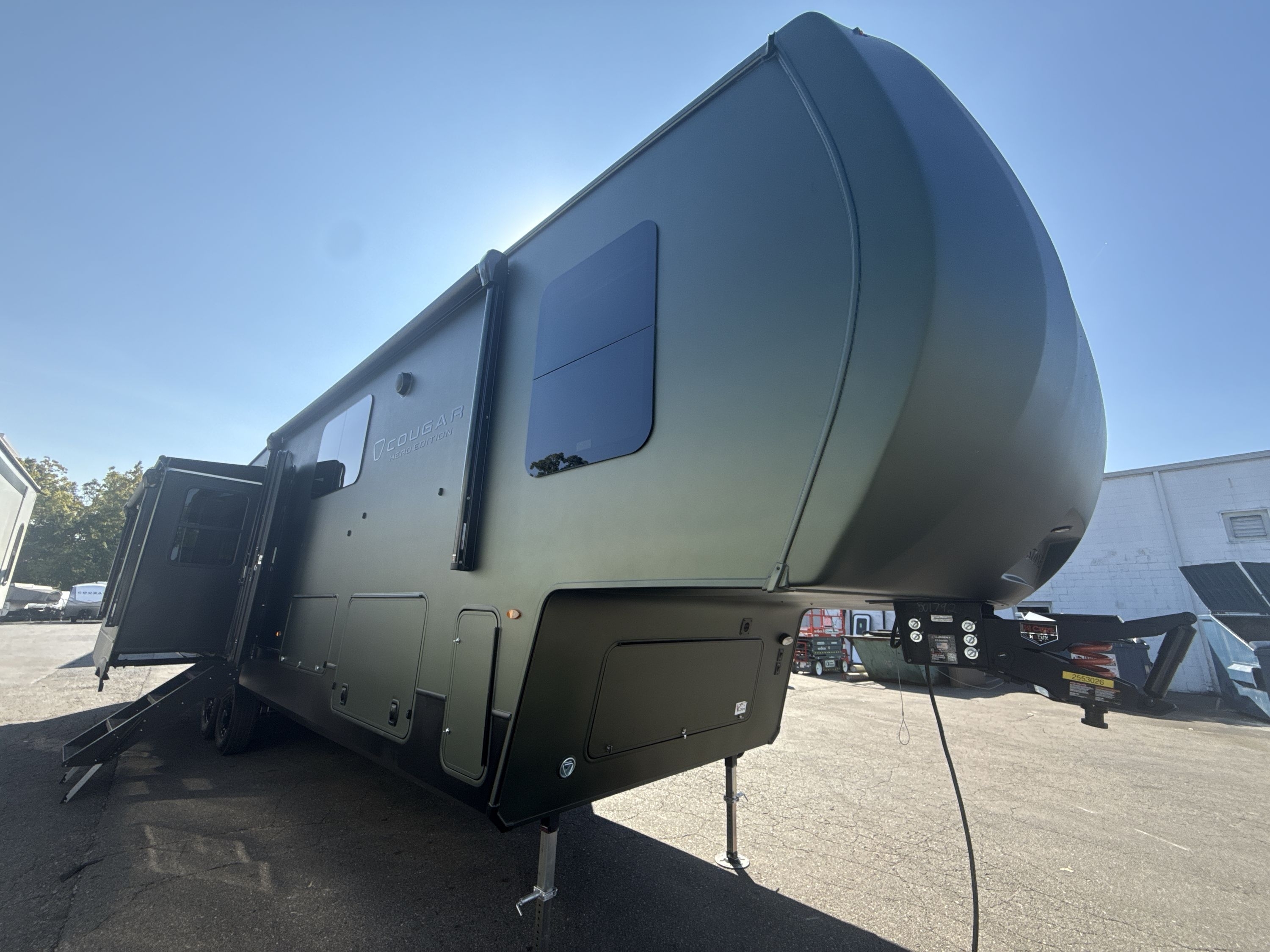 2026 Keystone COUGAR HERO EDITION 360MBI in chelsea MI