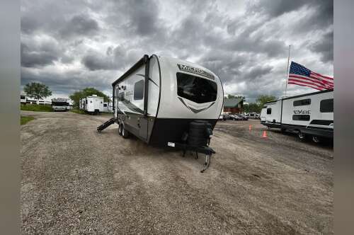 2025 Forest River FLAGSTAFF MICRO LITE 22FBS in hugo MN