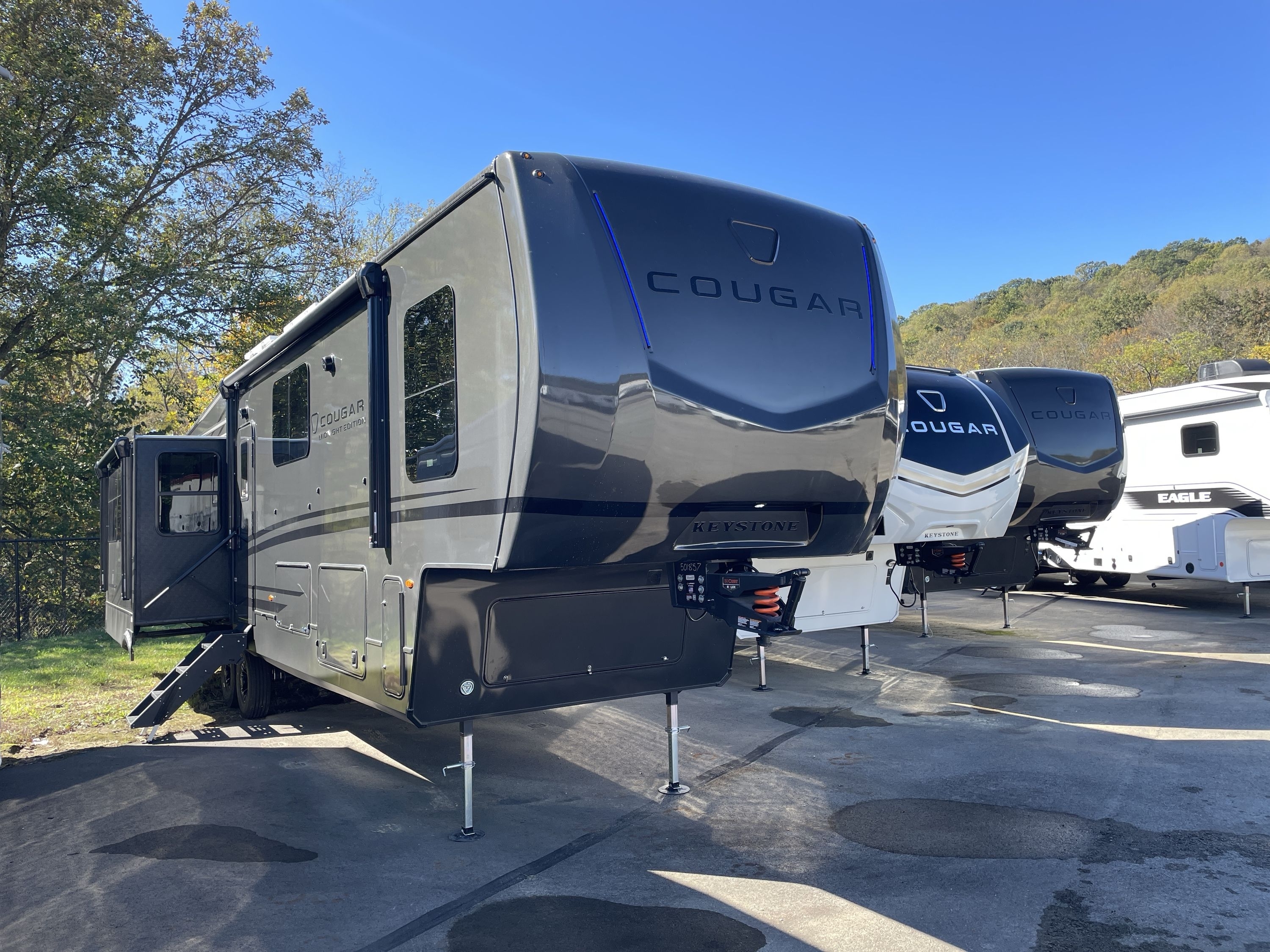 2026 Keystone COUGAR MIDNIGHT EDITION 360MBI in apollo PA