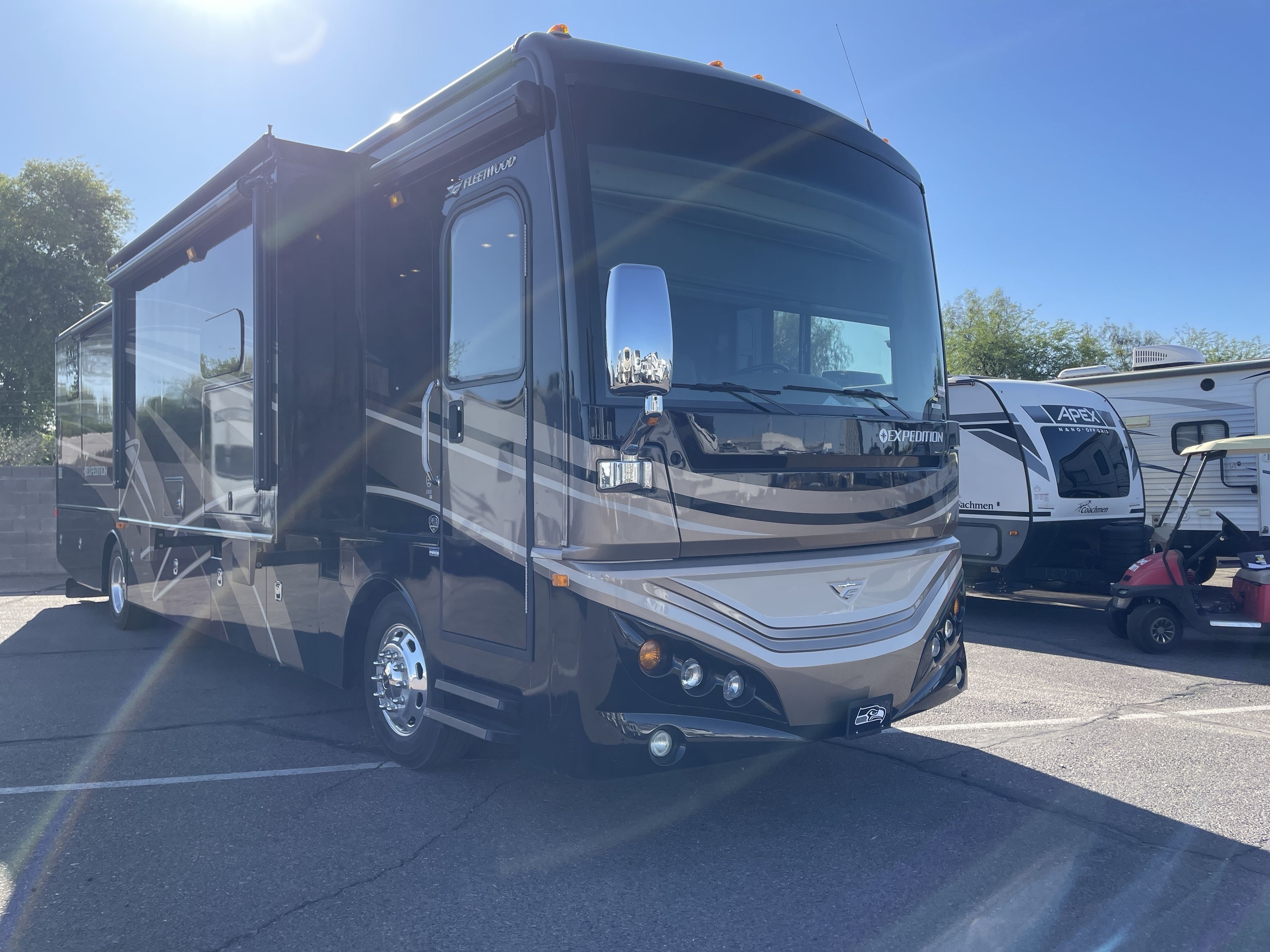 2016 Fleetwood EXPEDITION 38K in mesa AZ
