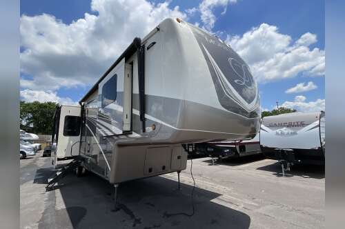2021 DRV LUXURY SUITES MOBILE SUITES 40KSSB4 in kodak TN