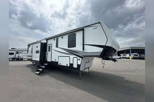 2022 Crossroads CRUISER 3851BL in scott city MO