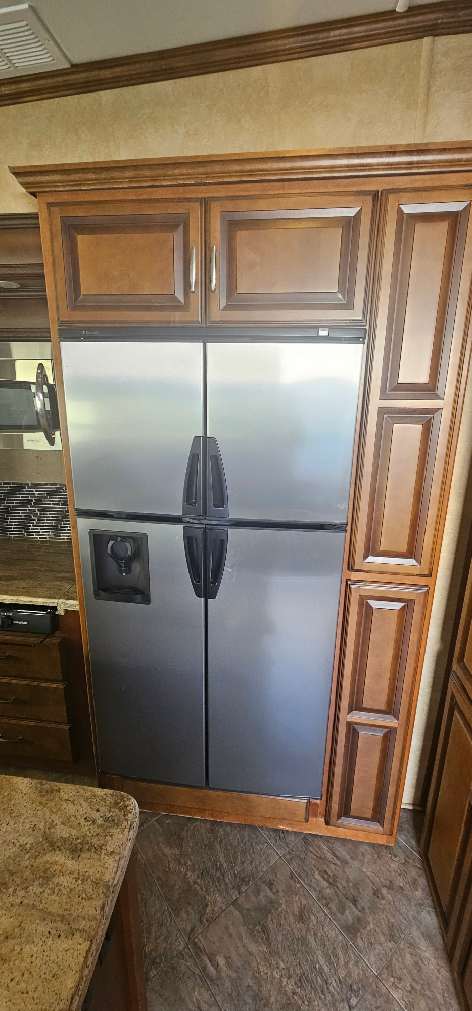 2014 DRV LUXURY SUITES MOBILE SUITES 32RS3 in newport news VA