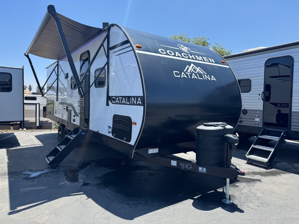 2026 Coachmen Rv Catalina Summit Series 8 261BHS in moreno valley CA