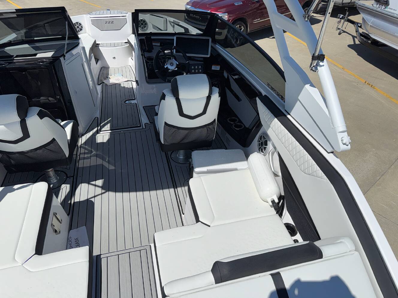 A photo of this 2026 Yamaha 222SE