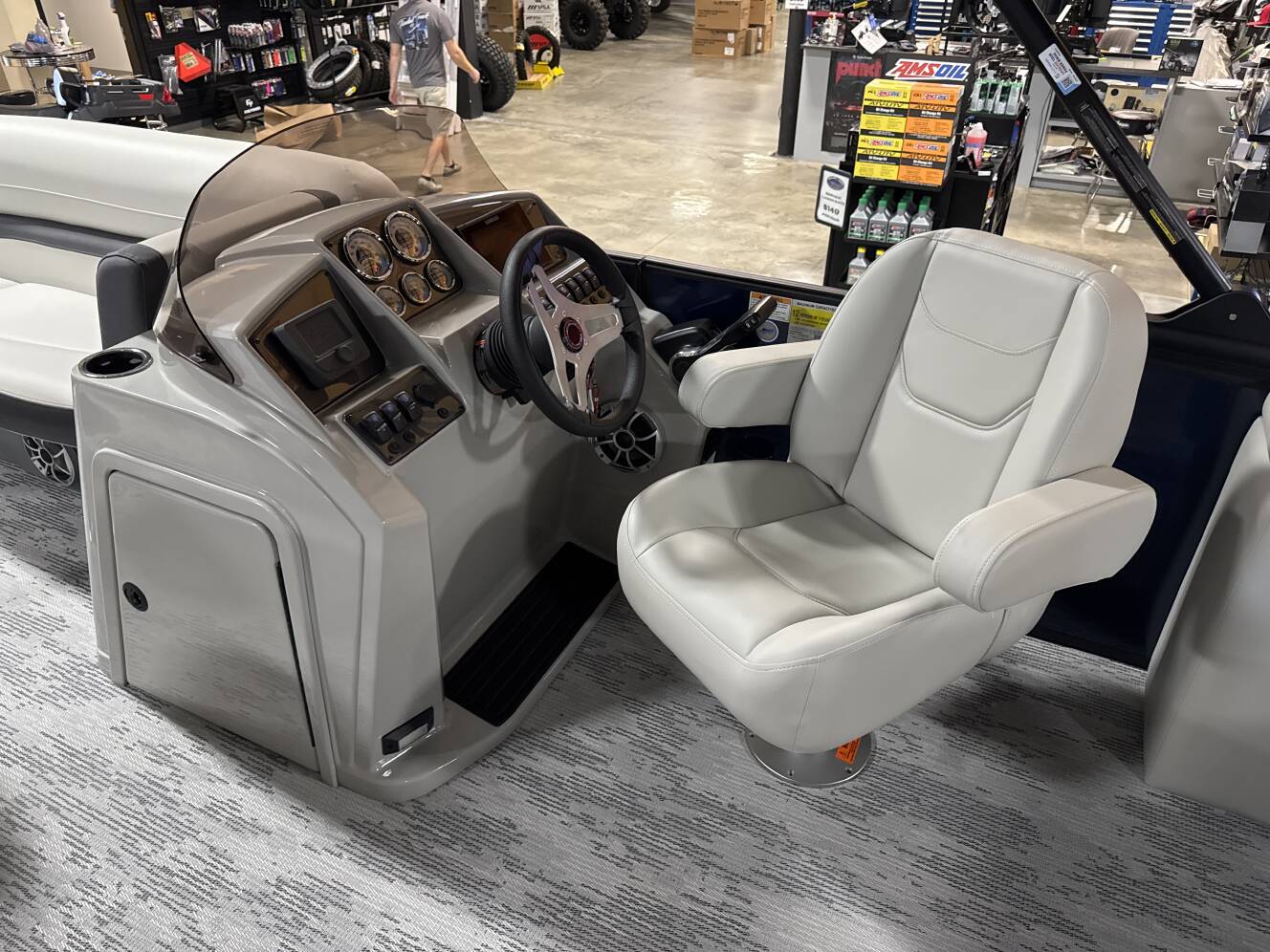 A photo of this 2026 Starcraft EX 22 Q DH