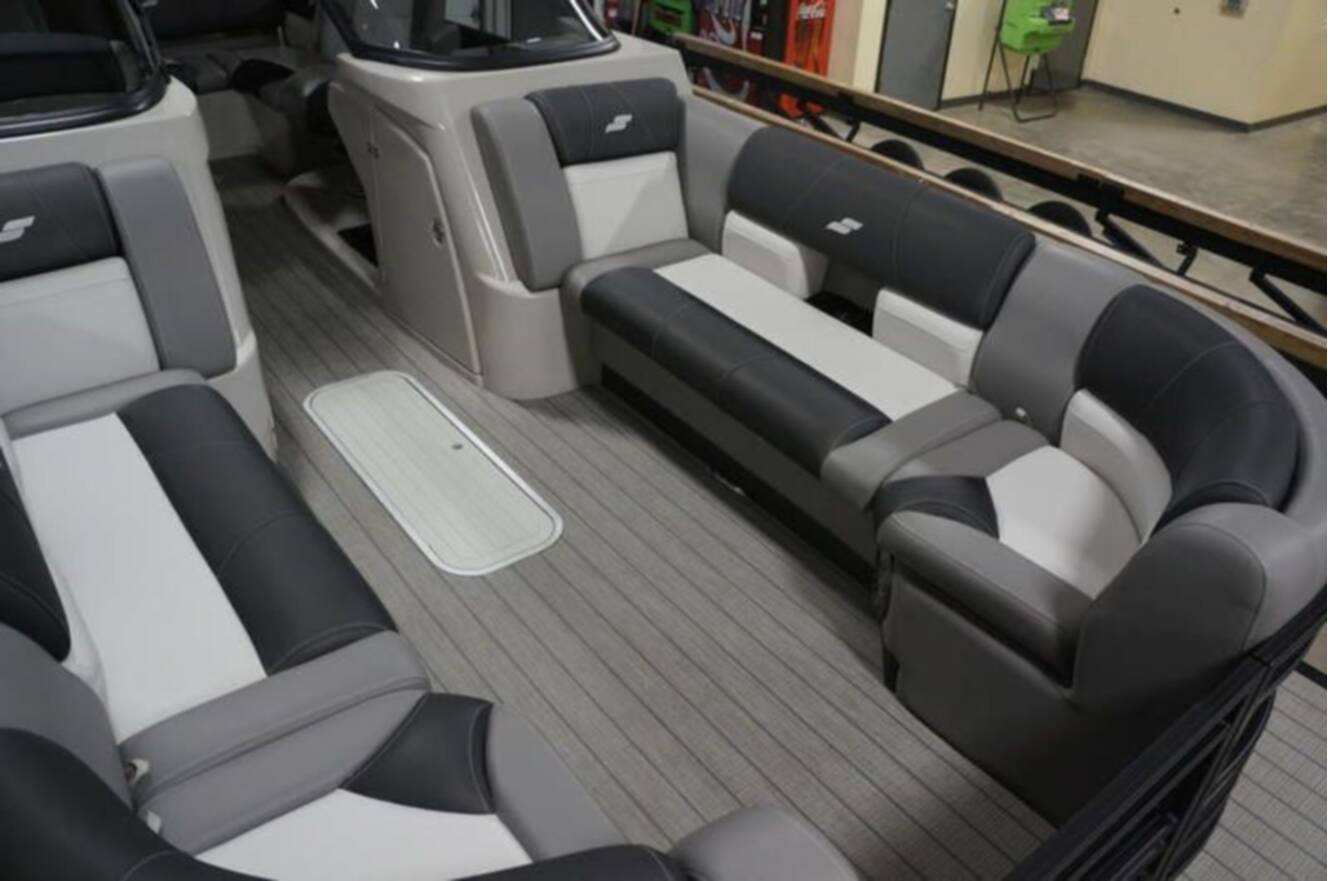 A photo of this 2024 Starcraft MX 25 Q DC