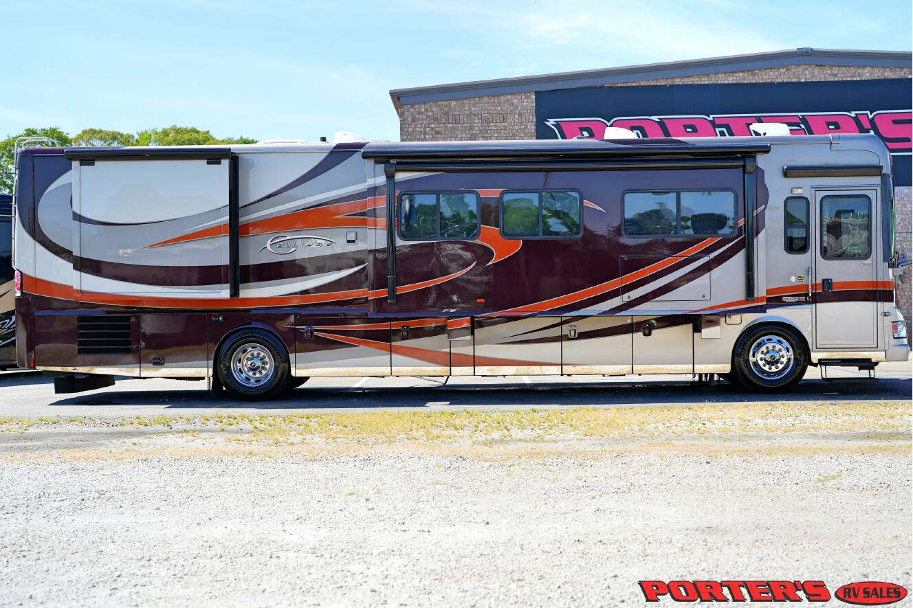 A photo of this 2010 Itasca ELLIPSE 40BD