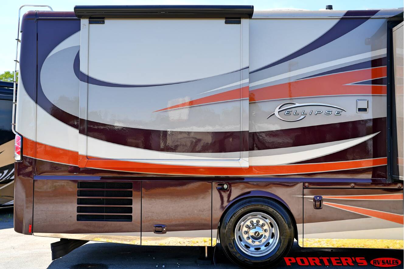 A photo of this 2010 Itasca ELLIPSE 40BD
