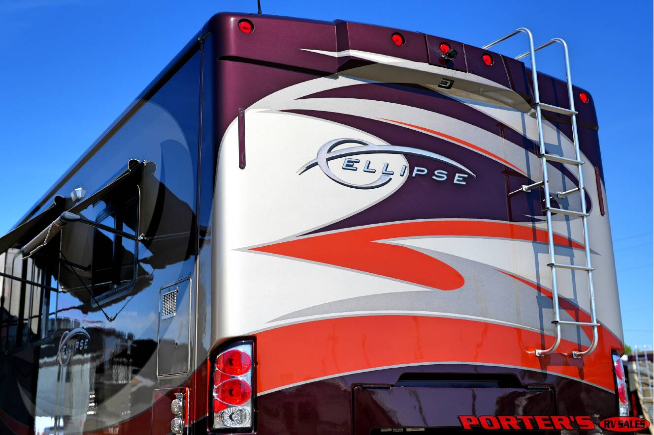 A photo of this 2010 Itasca ELLIPSE 40BD