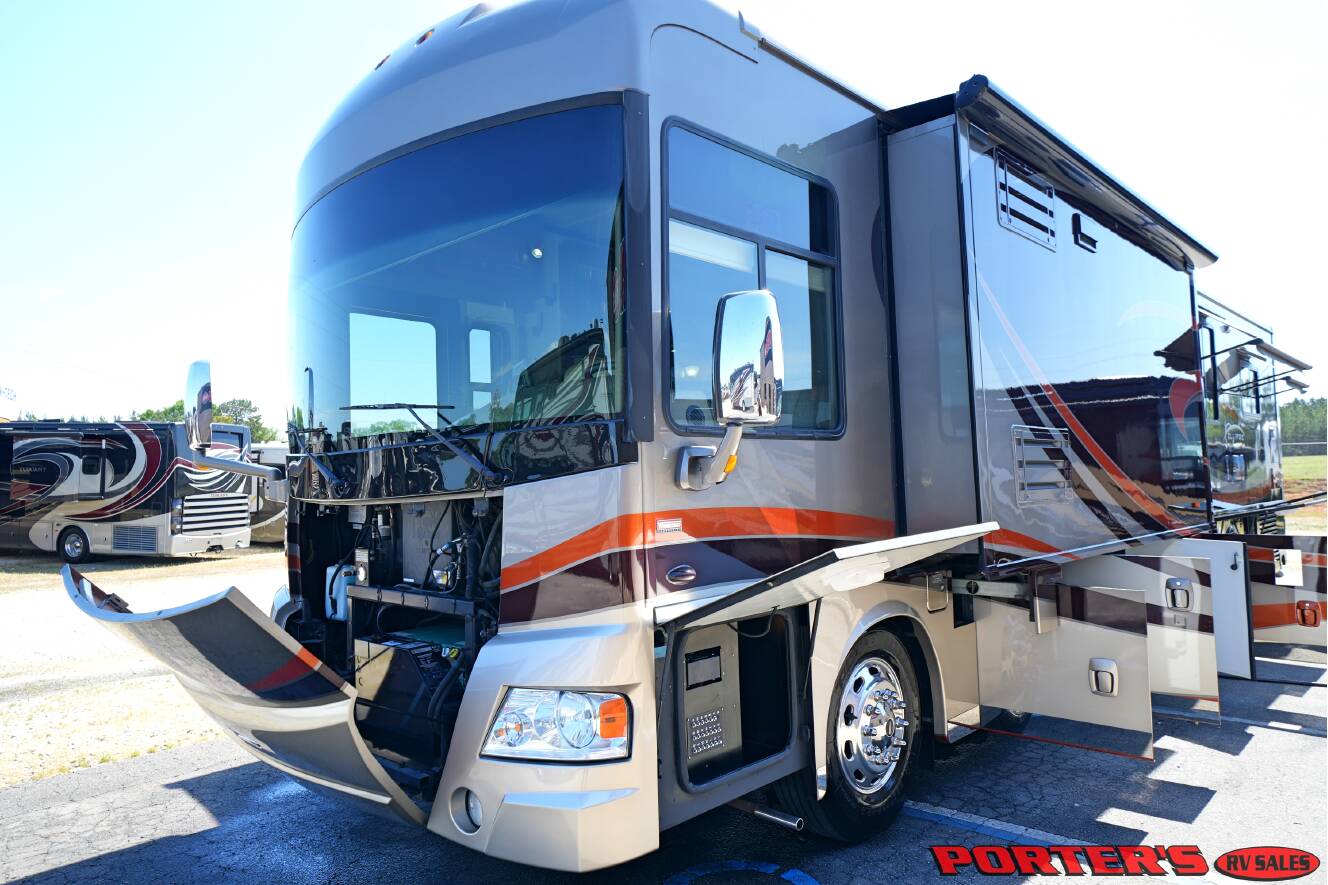 A photo of this 2010 Itasca ELLIPSE 40BD