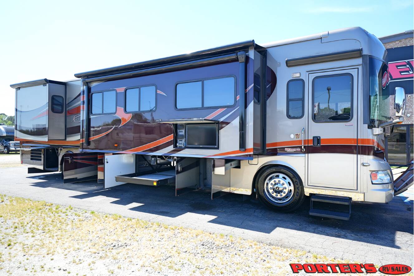 A photo of this 2010 Itasca ELLIPSE 40BD