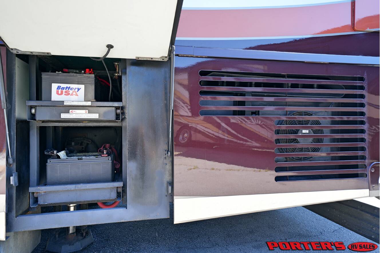 A photo of this 2010 Itasca ELLIPSE 40BD