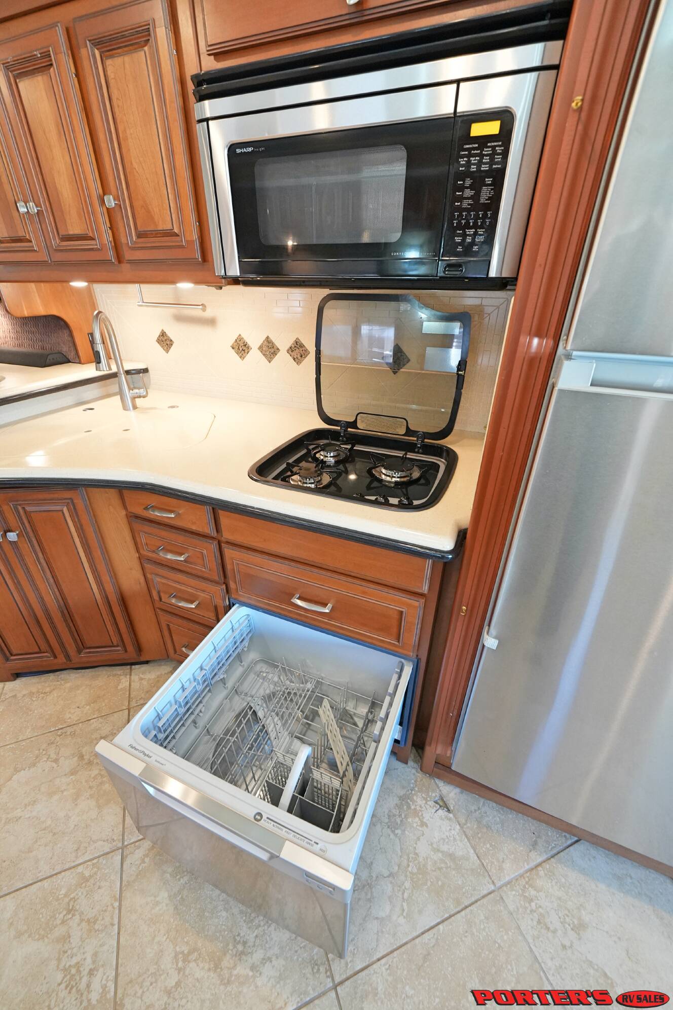 A photo of this 2010 Itasca ELLIPSE 40BD