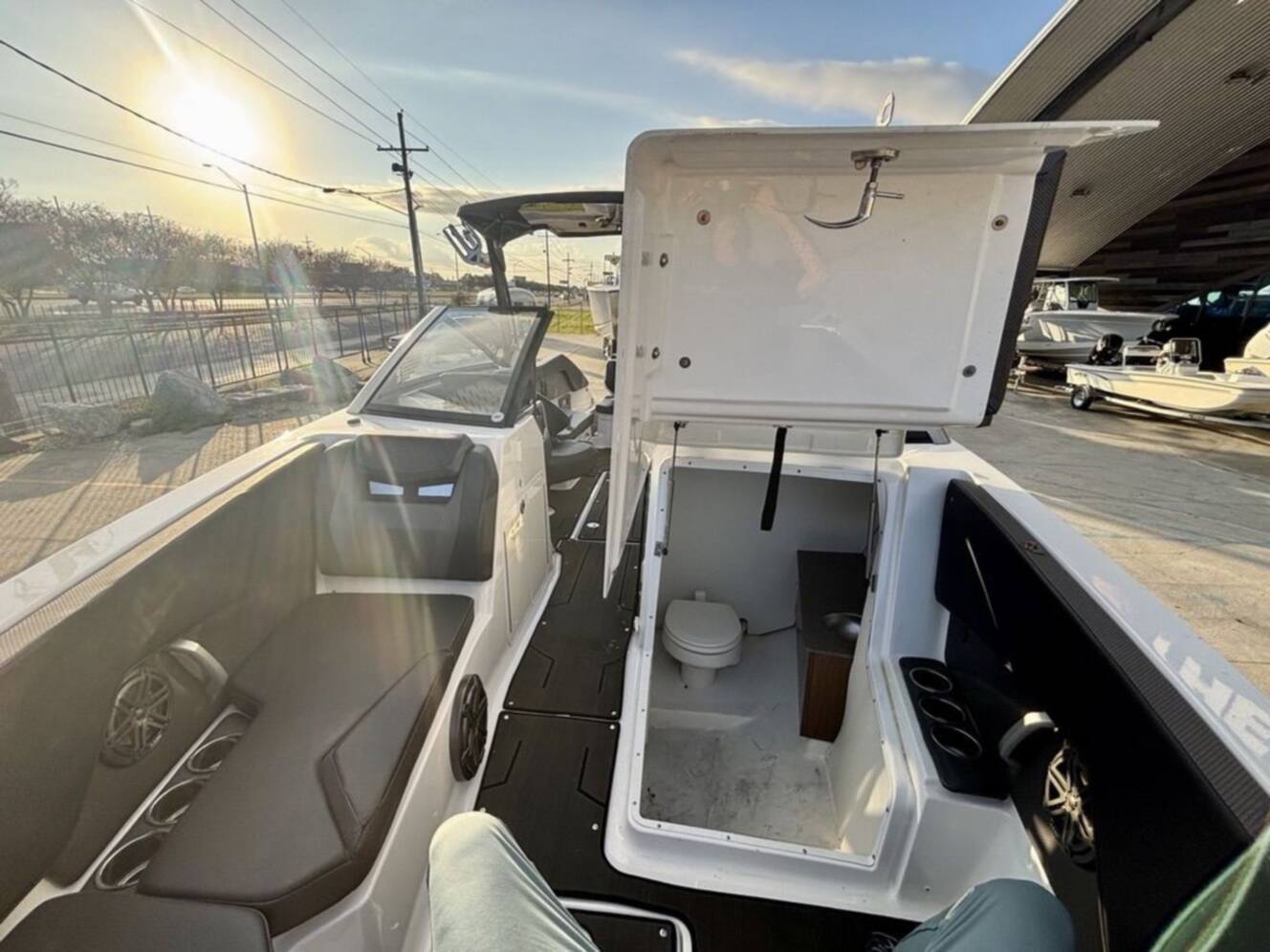 A photo of this 2023 Scarab 285 Id