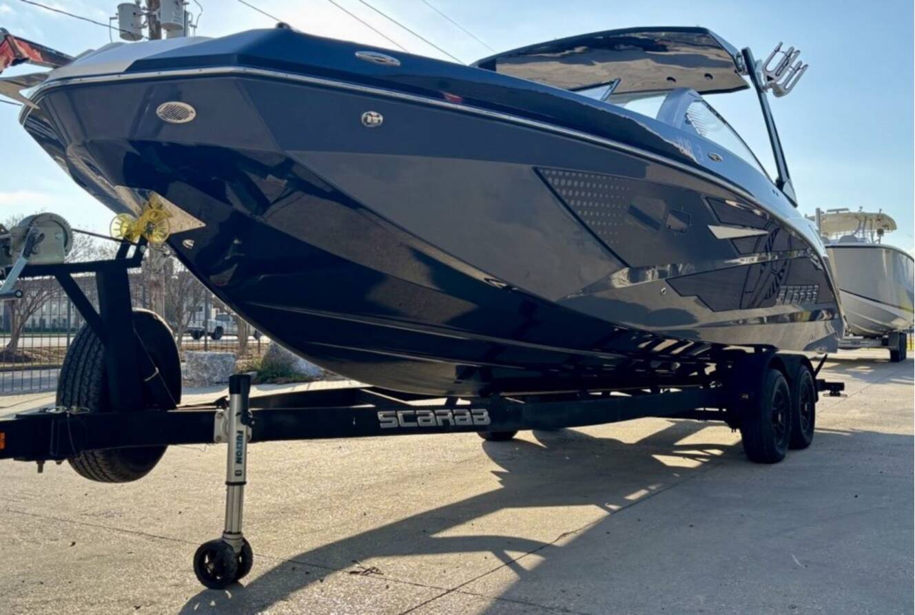 A photo of this 2023 Scarab 285 Id