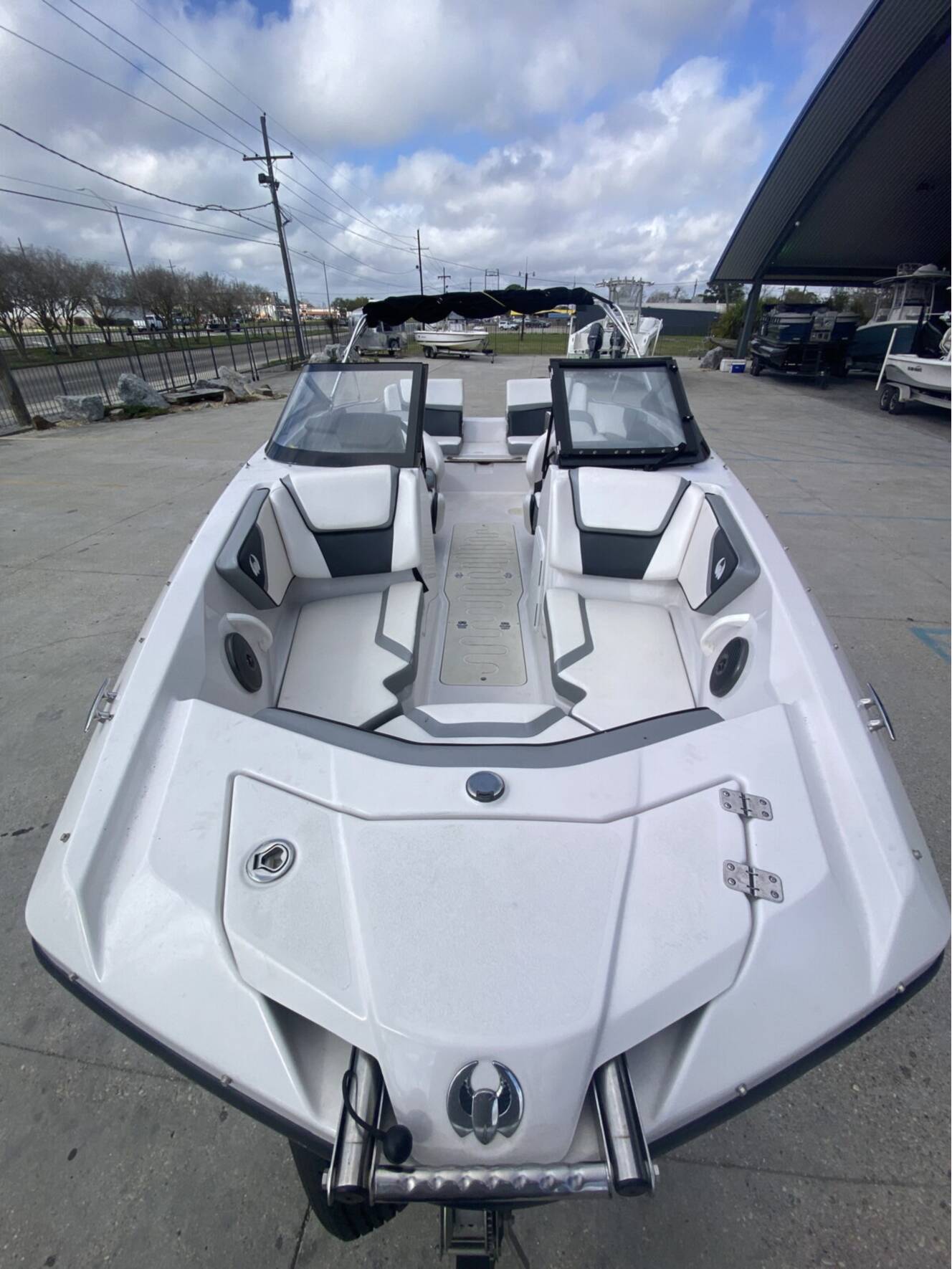 A photo of this 2018 Scarab 215 G