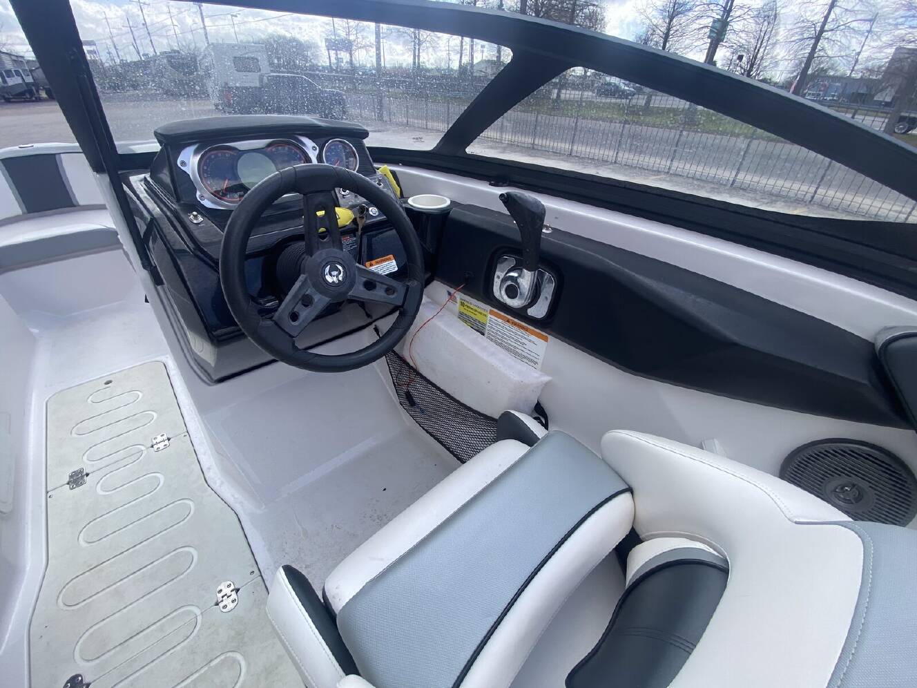 A photo of this 2018 Scarab 215 G