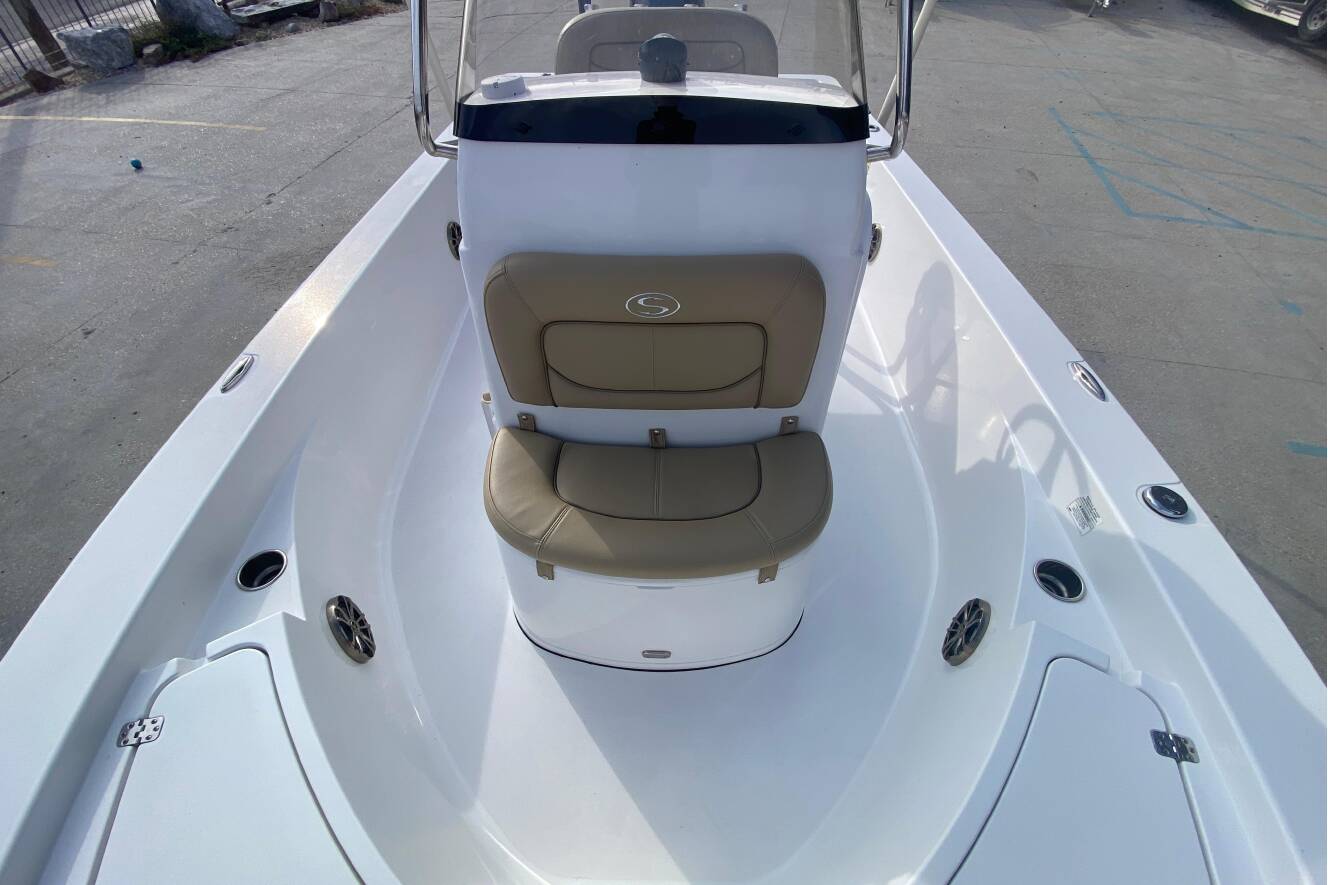 A photo of this 2015 Sportsman Masters 227 Bay Boat