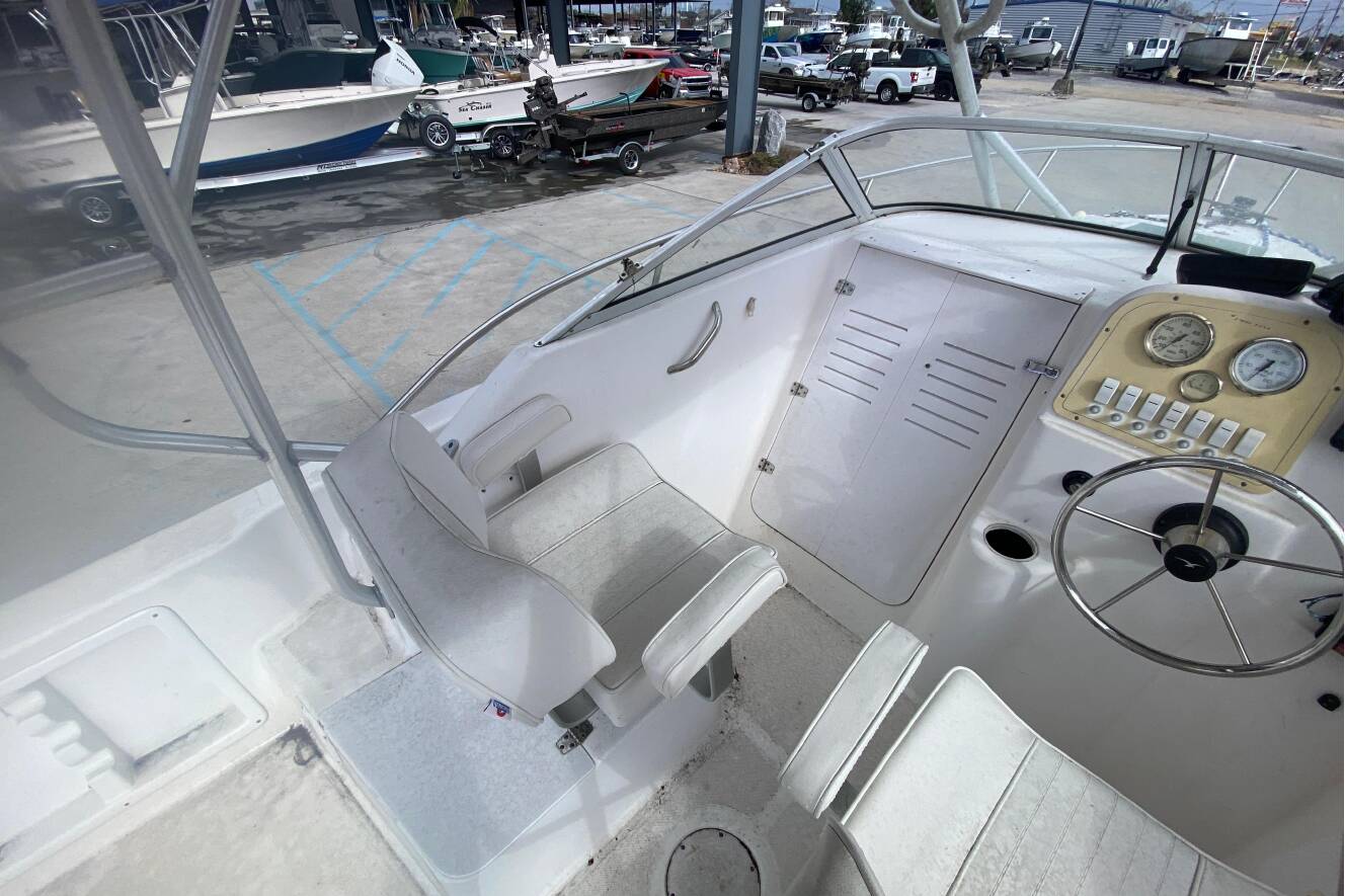 A photo of this 2005 Pro-Line 21 Walkaround