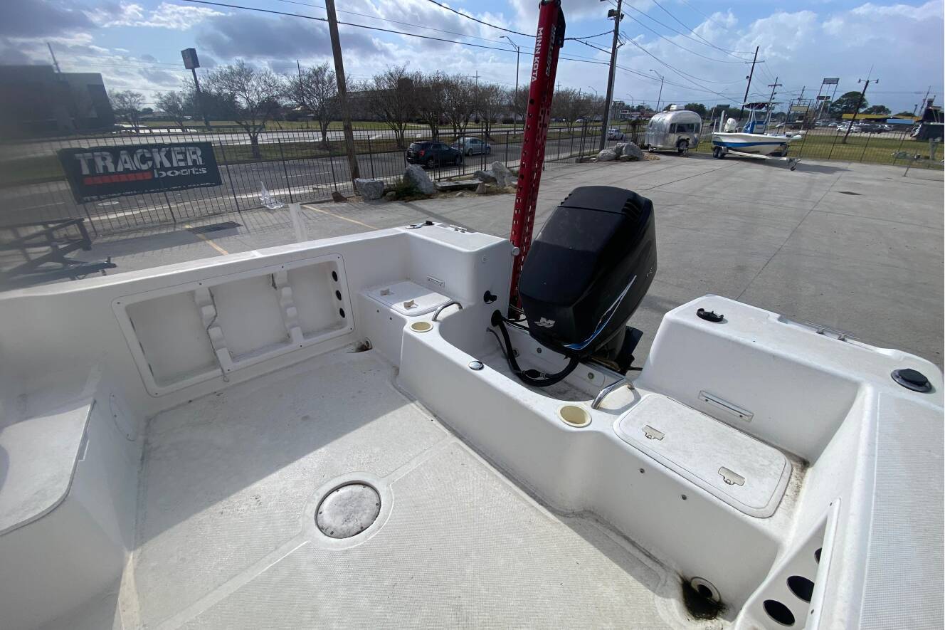 A photo of this 2005 Pro-Line 21 Walkaround