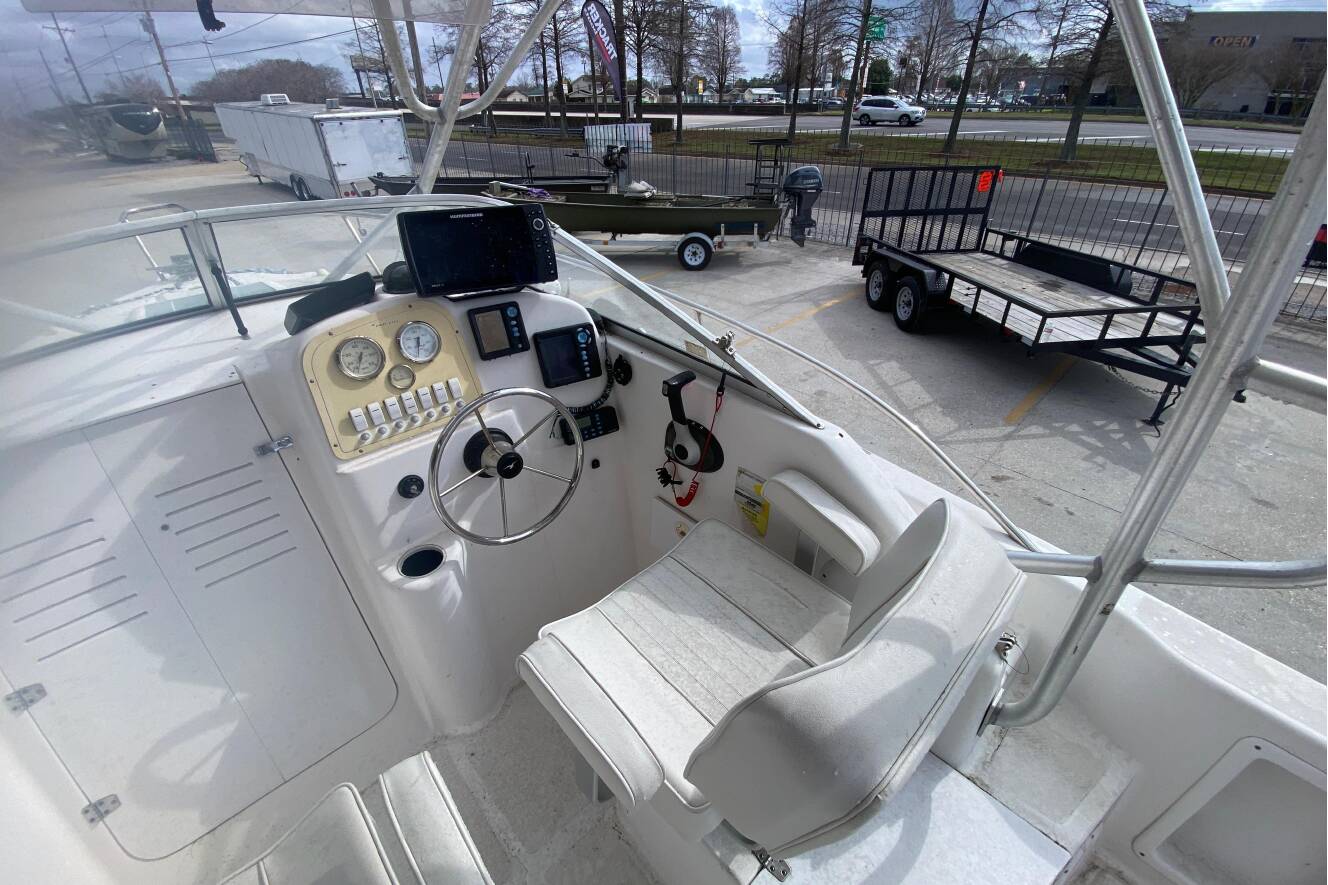A photo of this 2005 Pro-Line 21 Walkaround