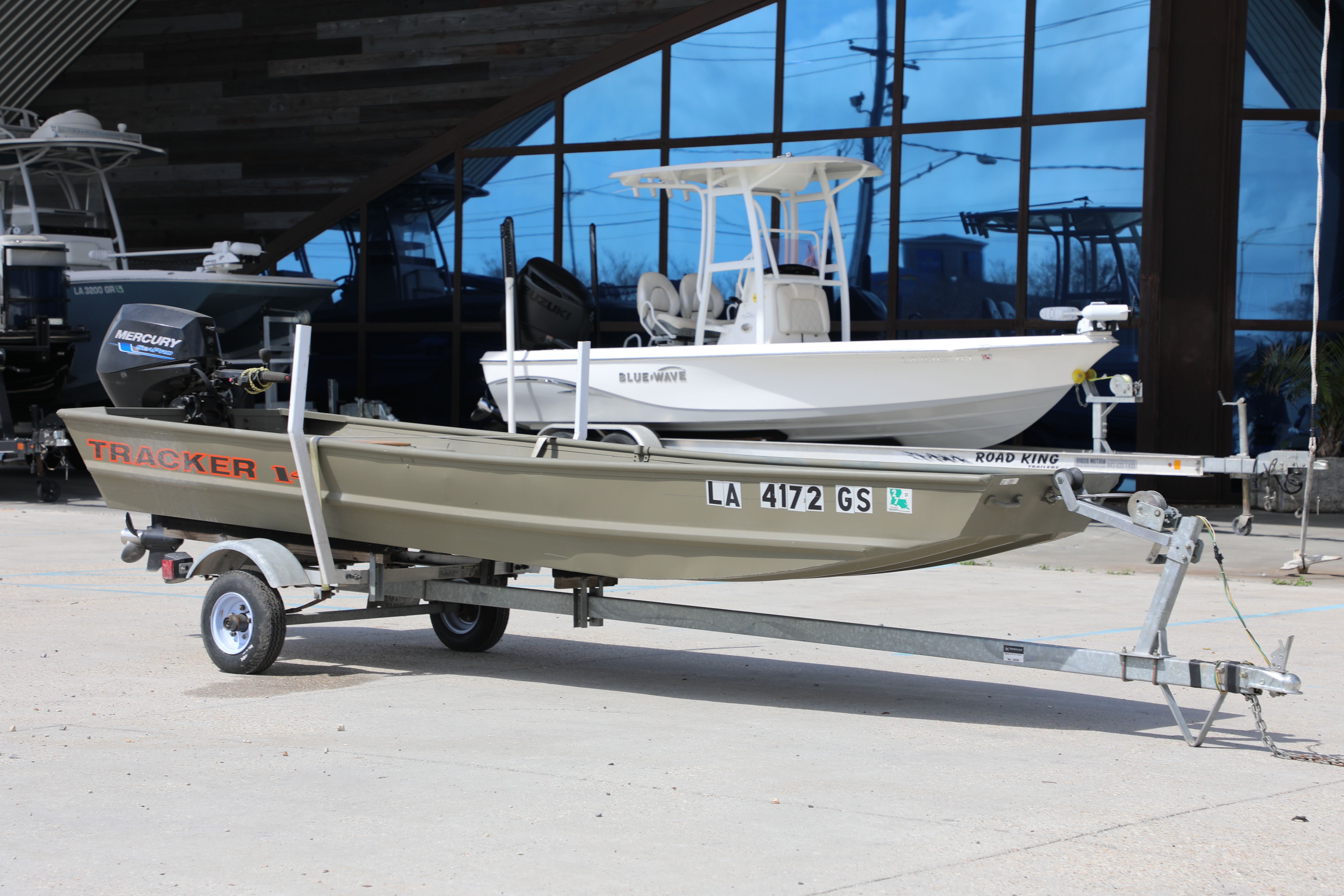 2025 Tracker 1436 in marrero LA