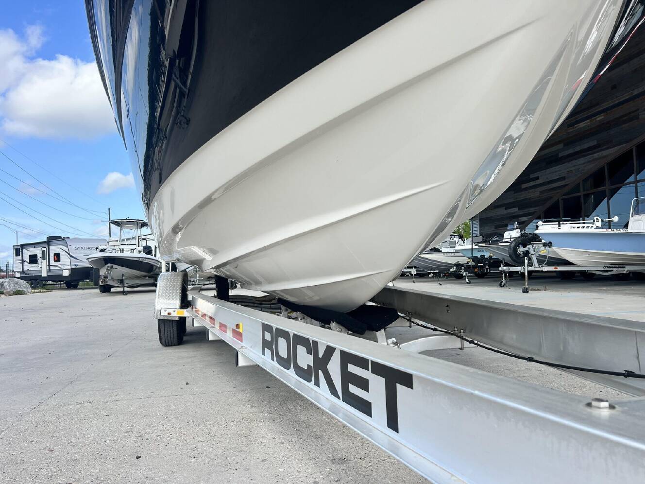 A photo of this 2007 Monterey 318Ssx