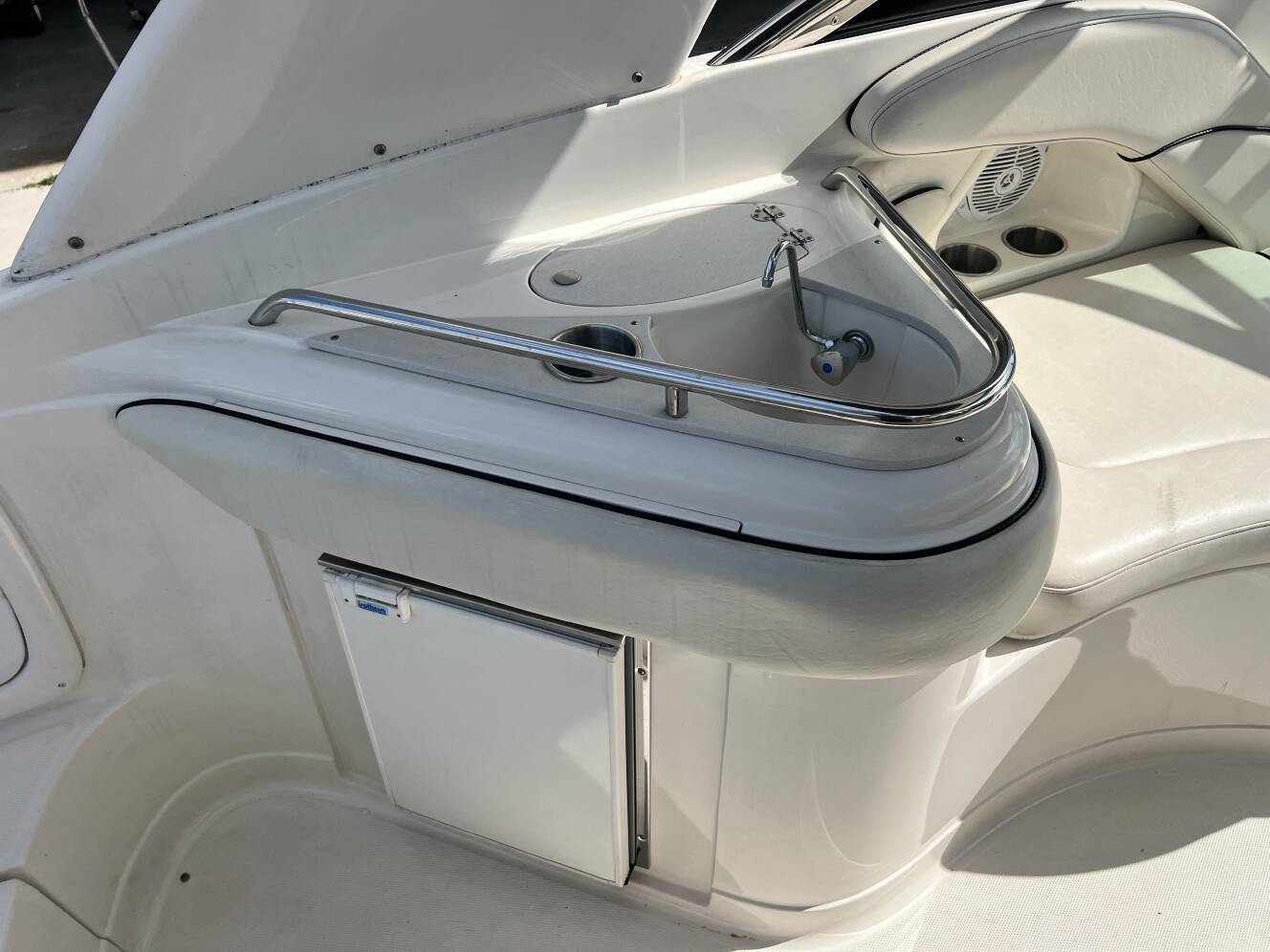 A photo of this 2007 Monterey 318Ssx