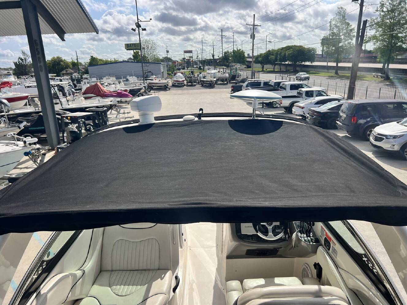A photo of this 2007 Monterey 318Ssx
