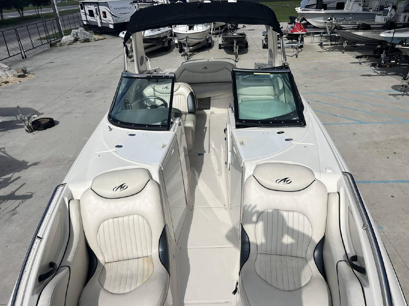 A photo of this 2007 Monterey 318Ssx